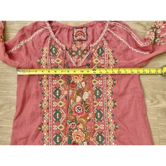 Johnny Was Chandra Pink Linen Peasant Top Blouse XS Embroidered Boho Cottage - Picture 12 of 13